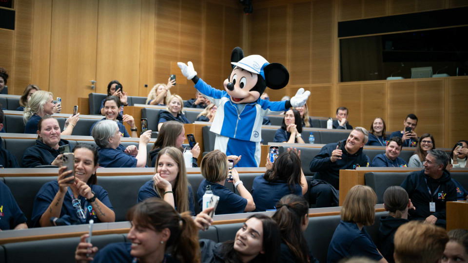 Konferencia a Playmakers-programról Nyonban