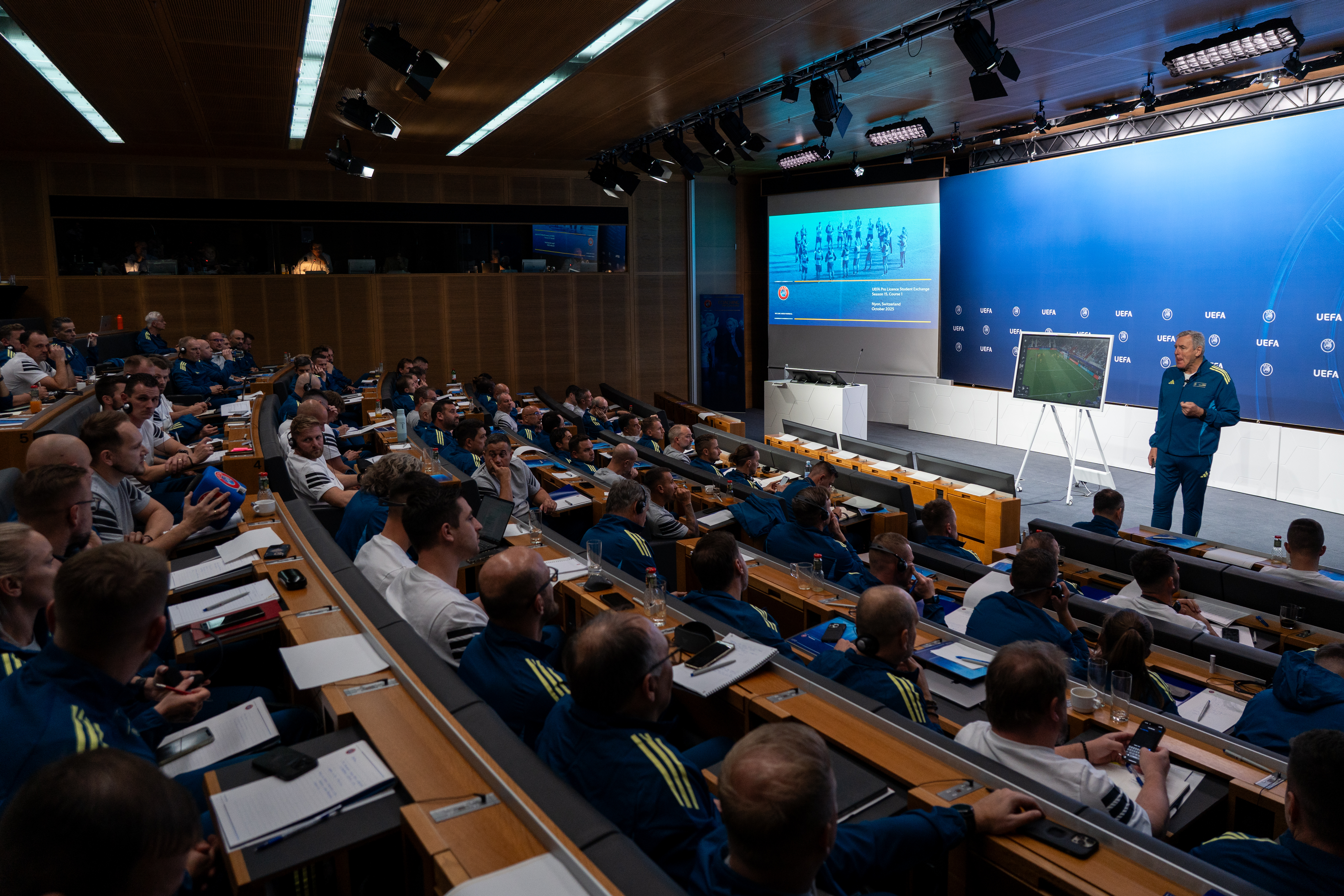 Svájcban találkoztak a V4-ek Pro-licence hallgatói 