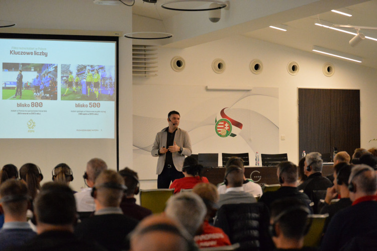 A női Eb-szereplő Lengyelország szakemberei adtak elő Telkiben